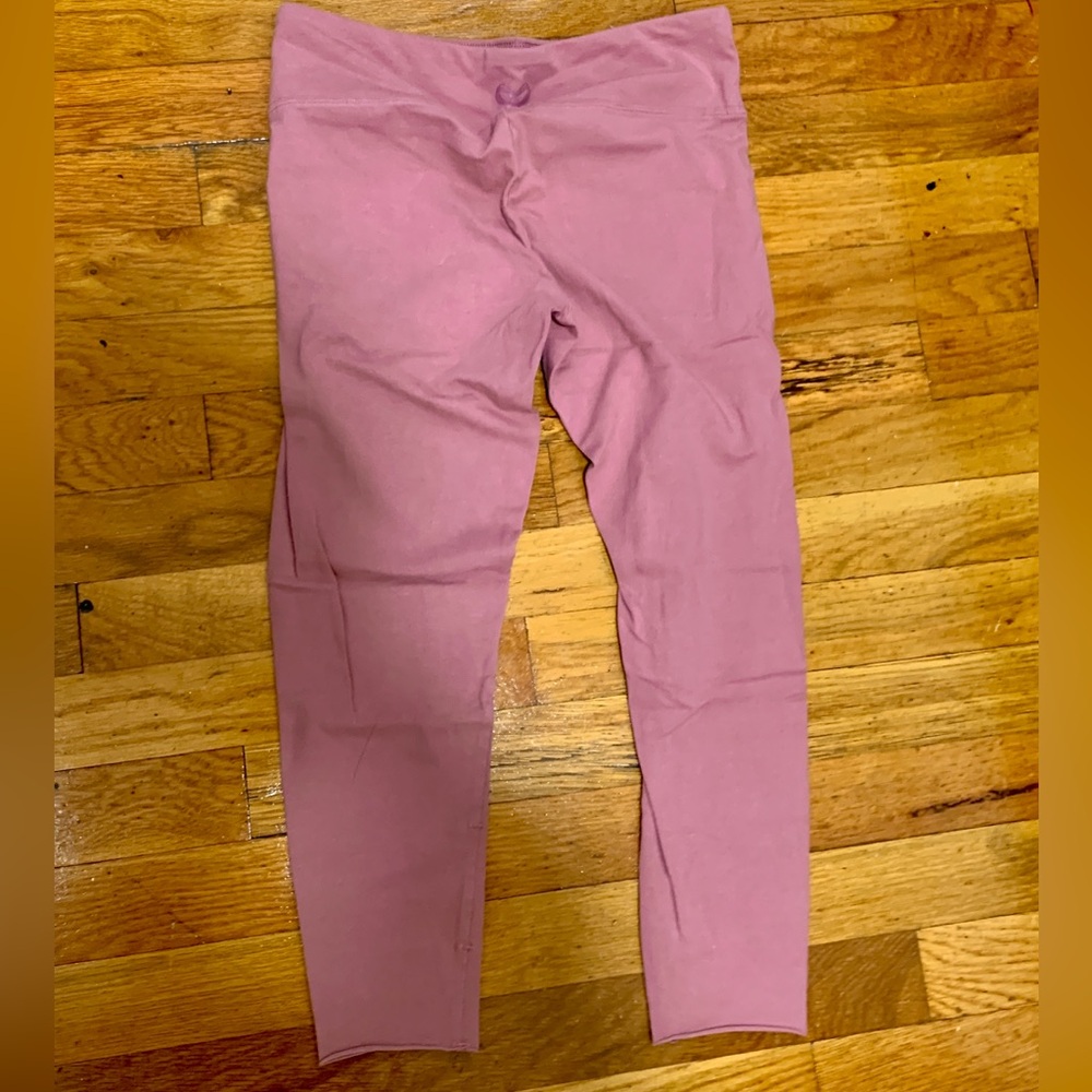 AVAILABLE IN JUNE NWOT Aritzia TNA butter high rise leggings